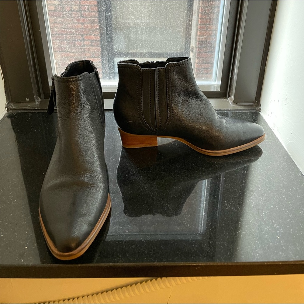 Cole haan boots size 6.5